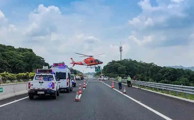 永胜高速公路汽车救援案例